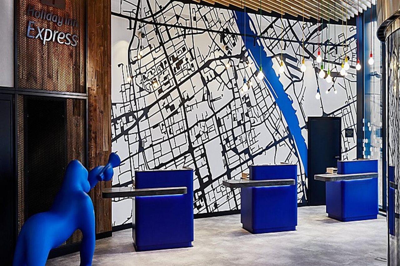 Hotell Express - - The Hub By Ihg