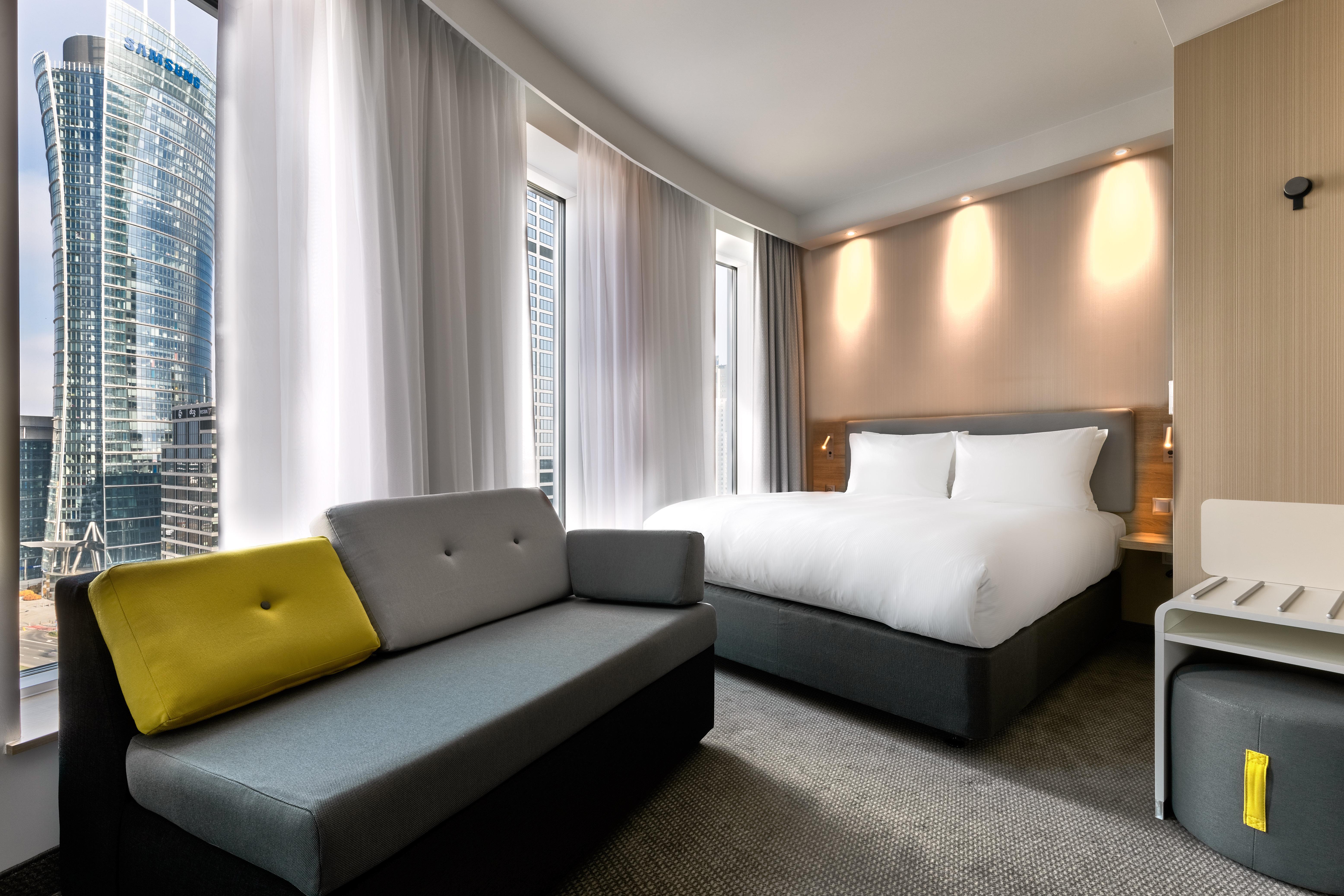Express - - The Hub By Ihg Hotell 3*