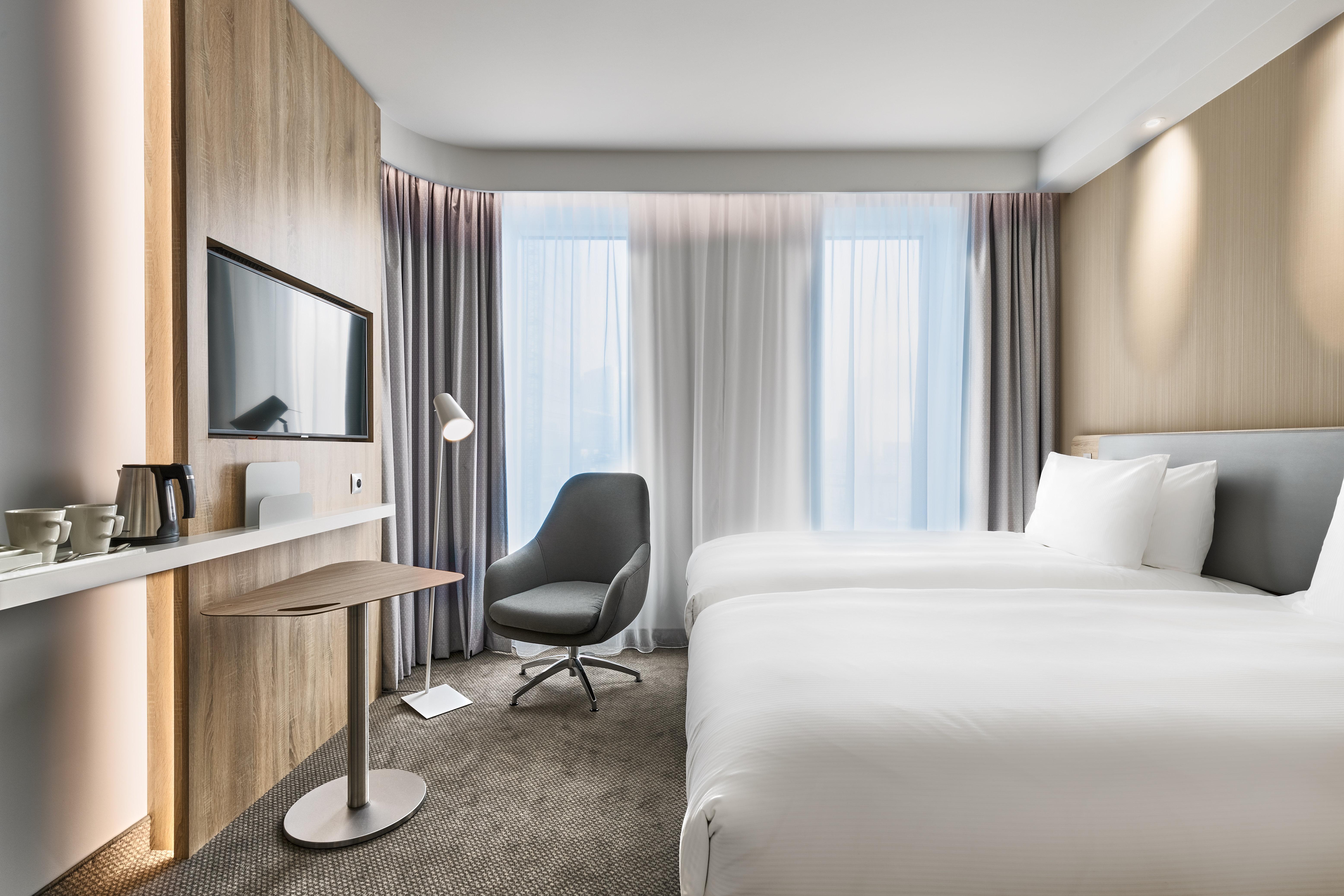 Express - - The Hub By Ihg 3*