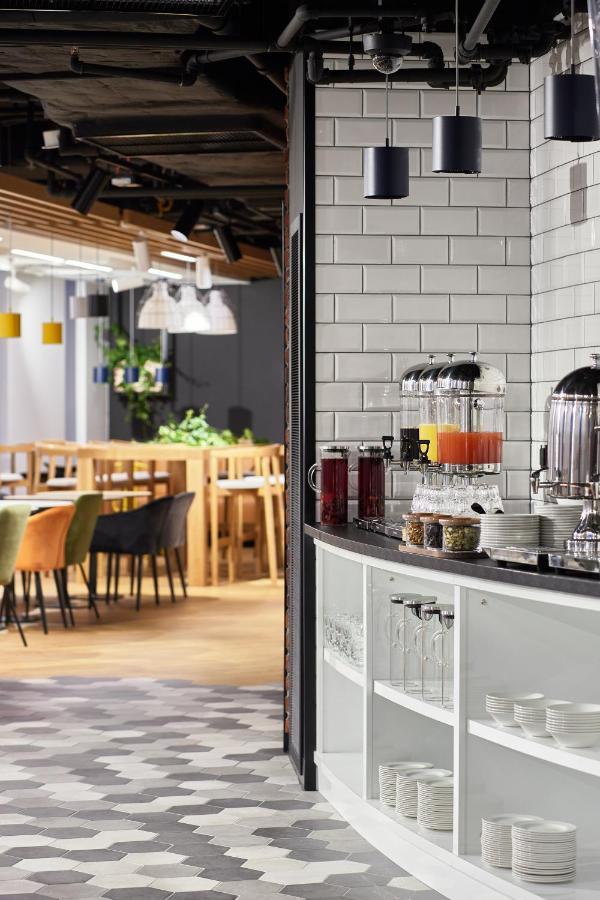 Express - - The Hub By Ihg Hotell Warszawa